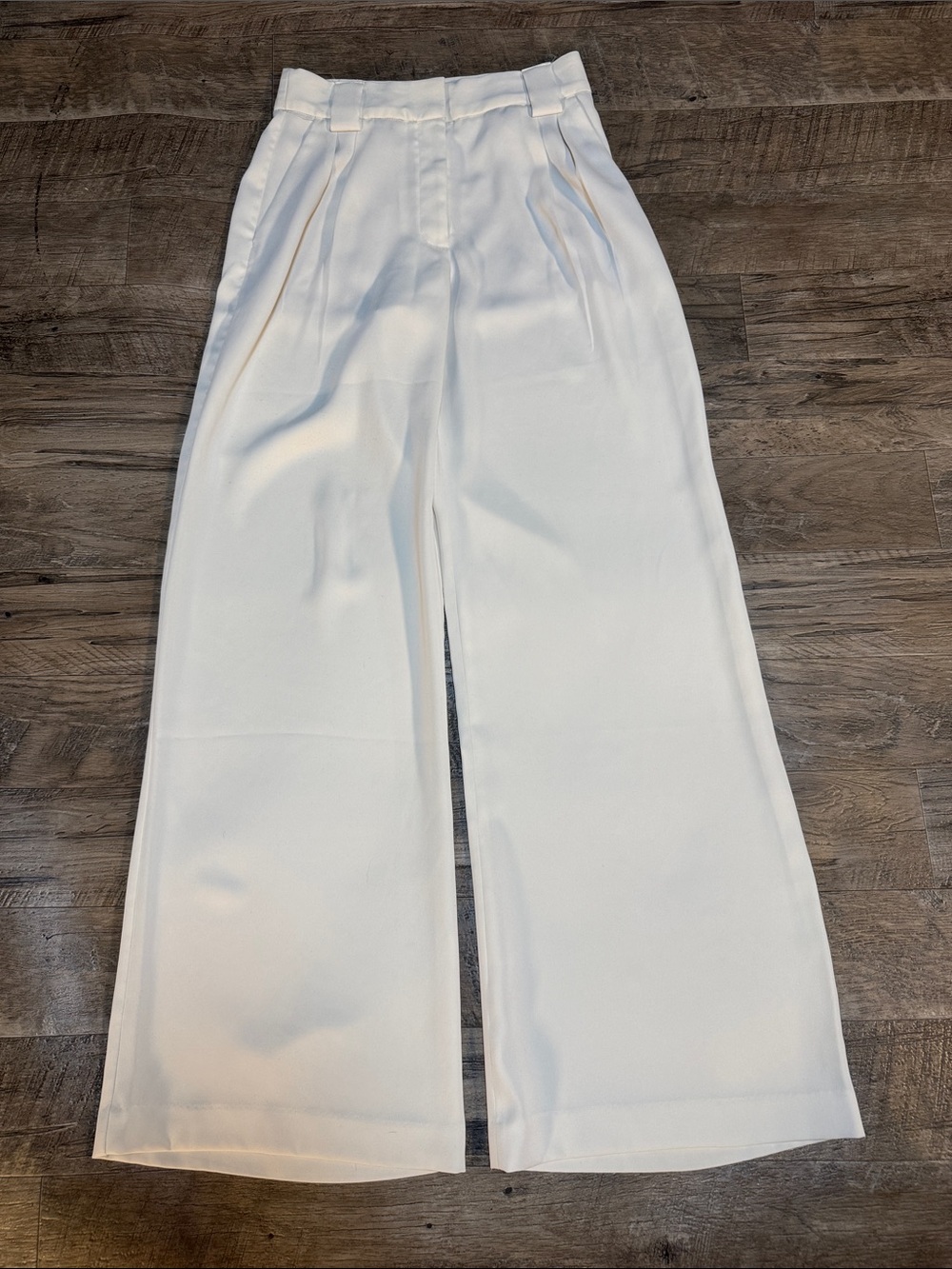 Express “Stylist Wide Leg High-Rise”Women's Pants - Cream
